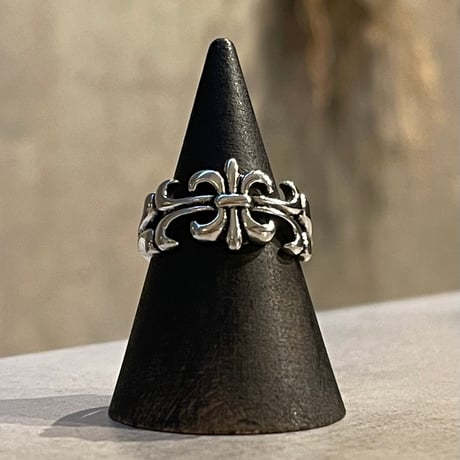 2412RG0556 / Flare motif ring（Silver）