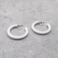 Acrylic Hoop Clip Earrings（White） /  2102_ER040