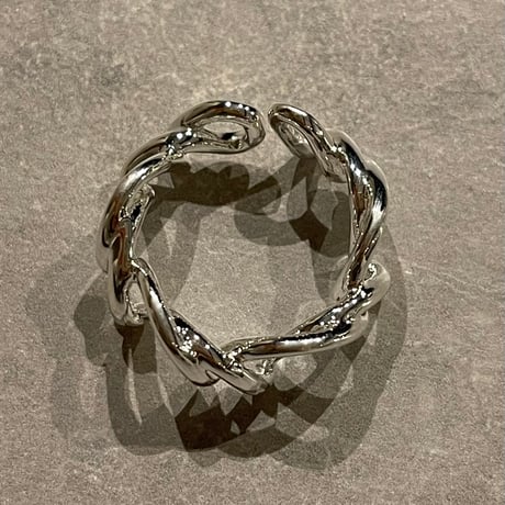 2411RG0536 / Double line twist ring #2（Silver）