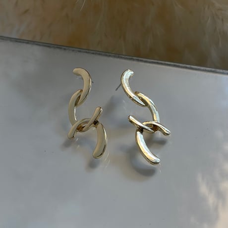 2403PR0684 / Curve connect Pierce（Gold）