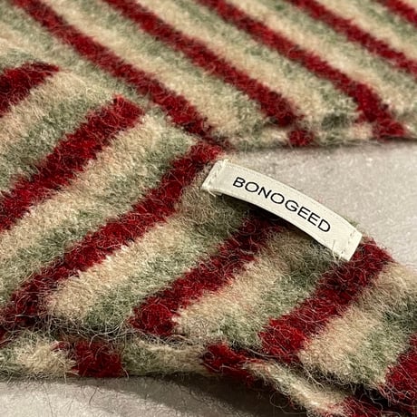 2601GS061(S) / Border Knit triangle scarf（Red）