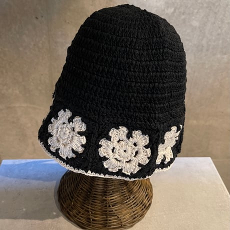 2504HW0082(S) / Flower knit bucket hat（Black）