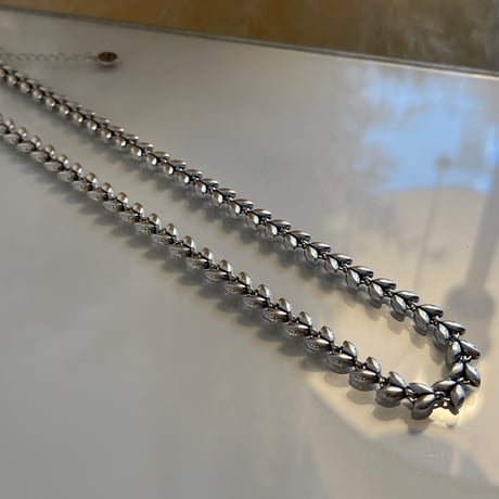 2404NC0244 / Leaf motif chain necklace（Silver）