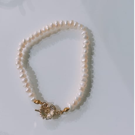 2402BR0031 / Flower Mantel Pearl Bracelet（Pearl）