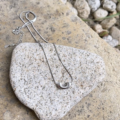 2308NC0198 / U design snake chain Necklace（Silver）