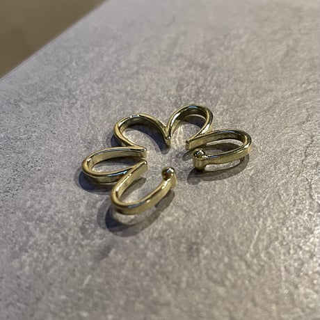 2601EC036 / Flower shape Earcuff（Gold）