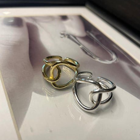 Overlap Double Line Open Ring（Gold） /  2111-RG144