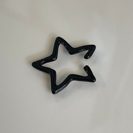 2403EC004 / Star motif Ear Cuff（Black）