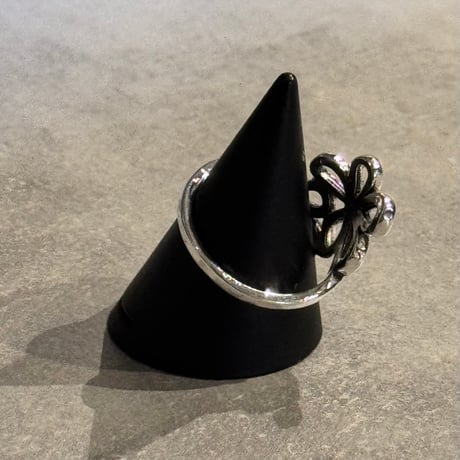 2503RG0588/ double Flower design ring（Silver）
