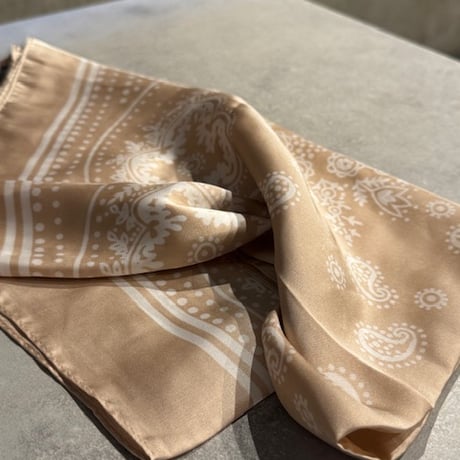 2501GS037(S)/ vintage flower print scarf（beige）