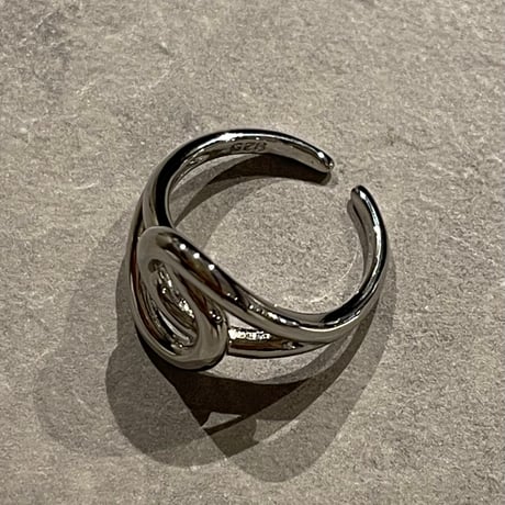 2411RG0544 / Double twist ring（Silver）