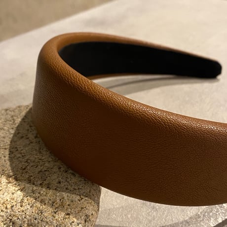 2302HA0014 / Fake leather headband （Brown)