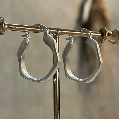 2511PR0830 / Matte corner hoop Pierce（Silver）