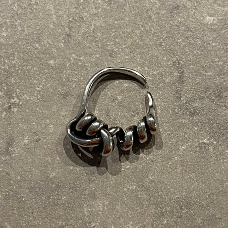 2406RG0493 / Irregular spiral design ring（Silver）