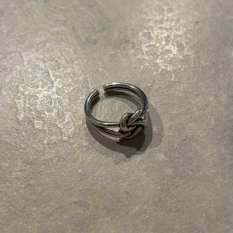 2311RG0323 / Antique double knot twist ring（Silver）