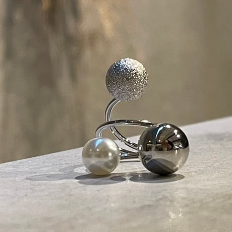 2501RG0564 / Pearl opening metal ball ring（Silver）