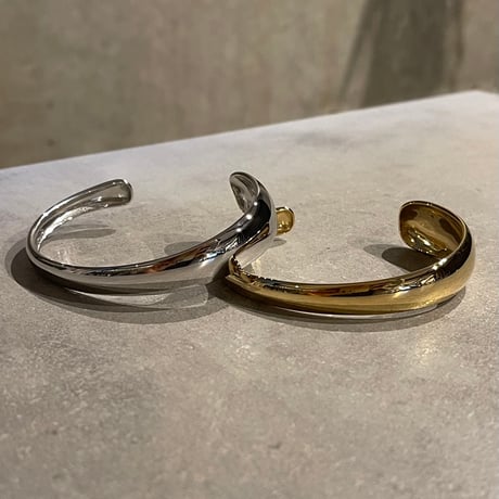 2501BR0066 / Asymmetry line Bangle（Silver）