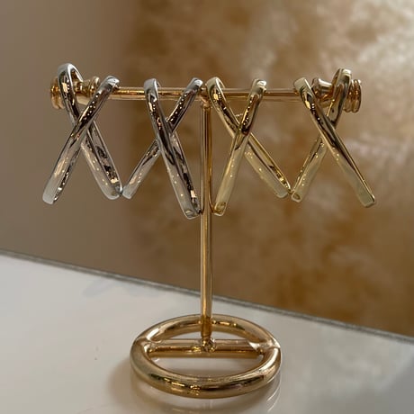 2401EC001/ X Shape Crossed Ear Cuff（Gold）