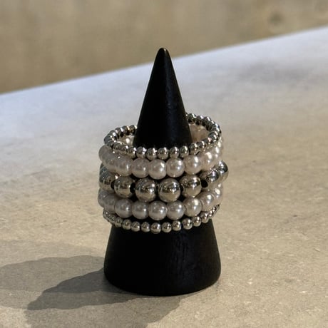 2408RG0503 / Ball Beads square ring（Silver/Pearl）