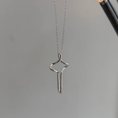 2606NC0401 / Twist cross design Necklace（Silver）