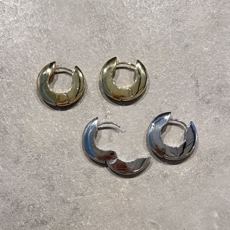 2304PR0562 / Flat hoop Pierce（Gold）