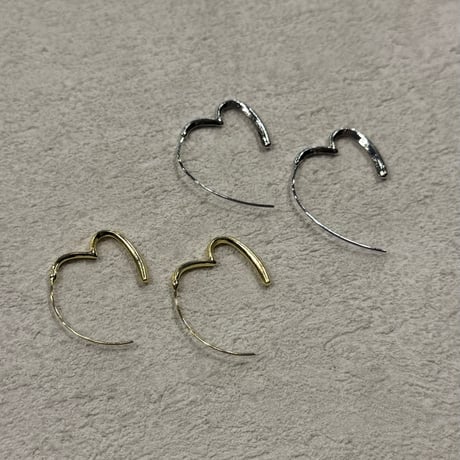 2410PR0727 / heart line hoop pierce（Silver）