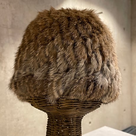 261SL0103AX(S) / Fur Skully Hat（Brown Mix）