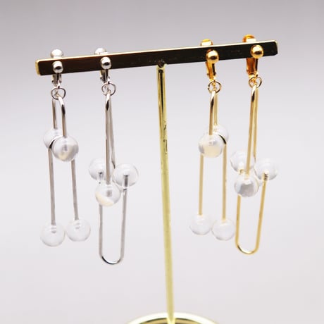 Asymmetric Acrylic Ball Metal Drop Earring（Silver）/ 2109_ER073