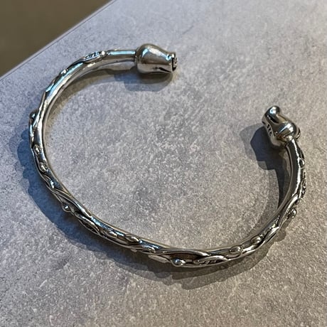2601BR0116 / Rose design bangle（Silver）