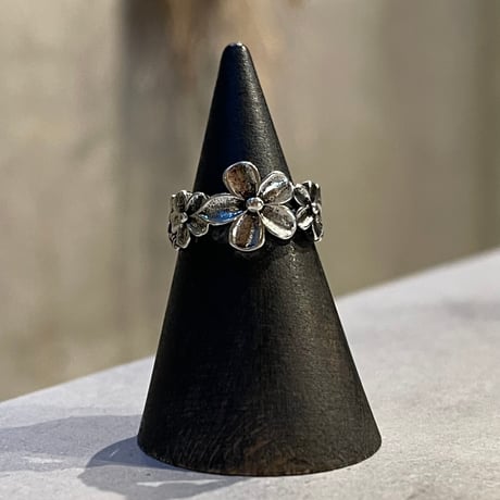 2501RG0566 / Leaf flower motif ring（Silver）