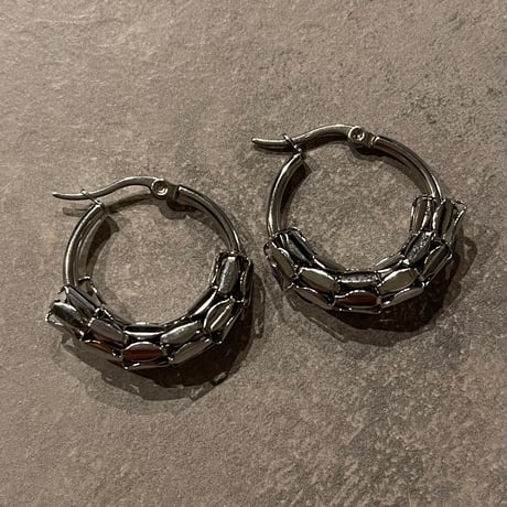 2503PR0762 / Half line design hoop Pierce #03（Silver）
