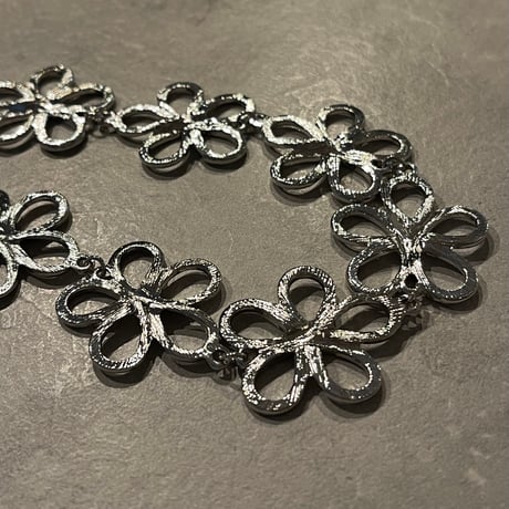 2505NC0338 / Big Flower motif metal choker（Silver）