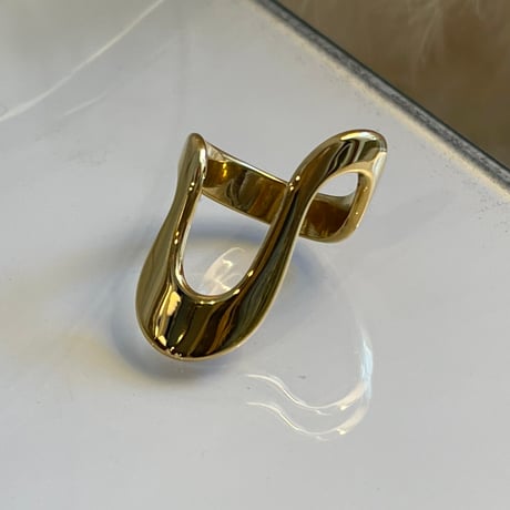 2405RG0464 / Long wave ring（Gold）