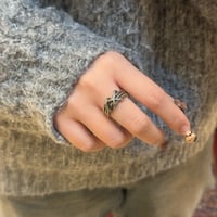 2501RG0567 / Irregular twist line ring（Silver）