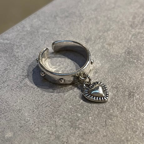 2601RG0726 / Heart charm ring（Silver）