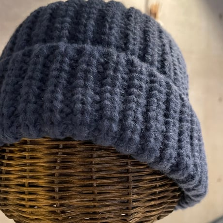 SEL251110BN(S) / Handmade Knit Beanie Hat（Navy）