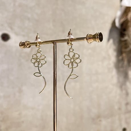2304PR0552 / Mini Flower Design Pierce（Gold）