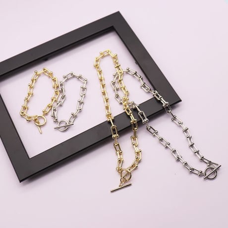 Mantel U Type Chaine Bracelet（Gold）/ 2108_BR086
