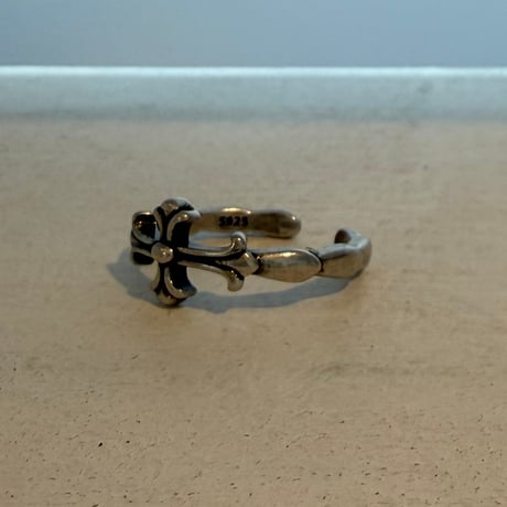2606RG0801 / Center cross ring（Silver）