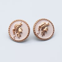 Emboss Women Head Coins Earrings（Wht×Gld） / 2107_ER066