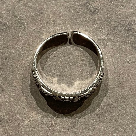 2412RG0555 / Flat flower design ring（Silver）