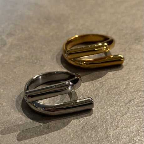 2501RG0568 / Cross line design ring（Gold）