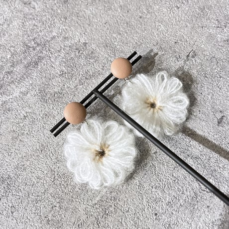 Knit flower Pierce（Knit） /  2205_PR0473