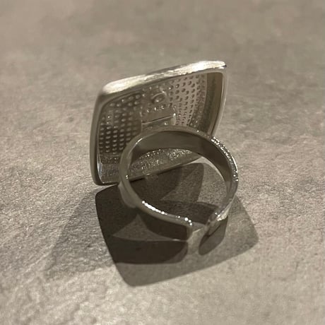 2503RG0596 / Large Square design ring（Silver）