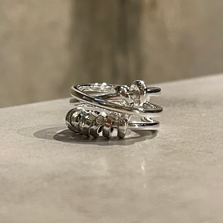 2410RG0534 / Many ring cross line ring（Silver）