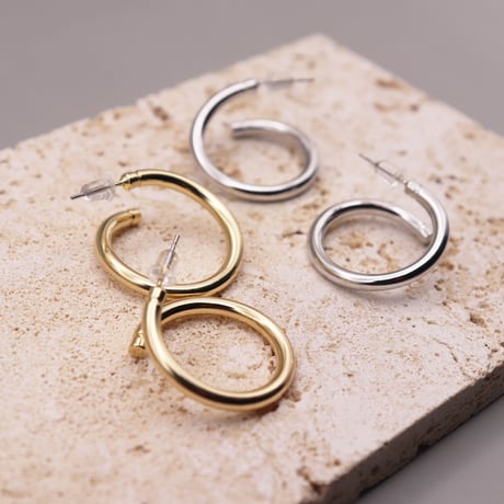 Metal Twist Hoop Design Pierce（Gold） / 2109_PR0249
