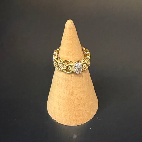 2604RG0767 / Stone lace design ring（Gold）