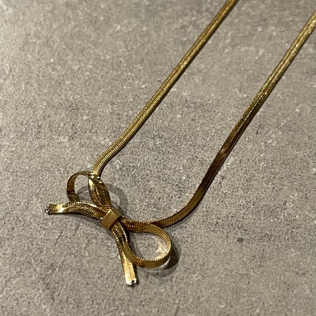 2412NC0281 / Herringbone Ribbon Choker（Gold）