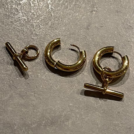 2501PR0741 / Mantel design hoop pierce（Gold）