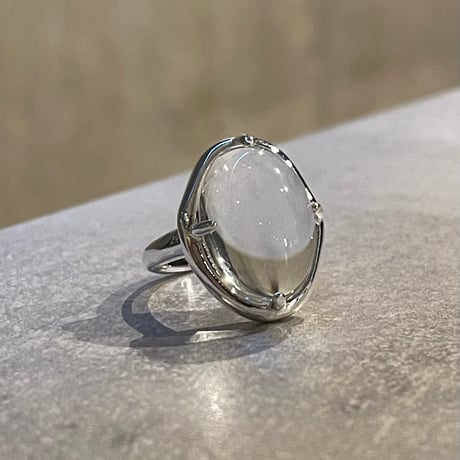 2602RG0736 / Clear oval stone Ring（Silver）